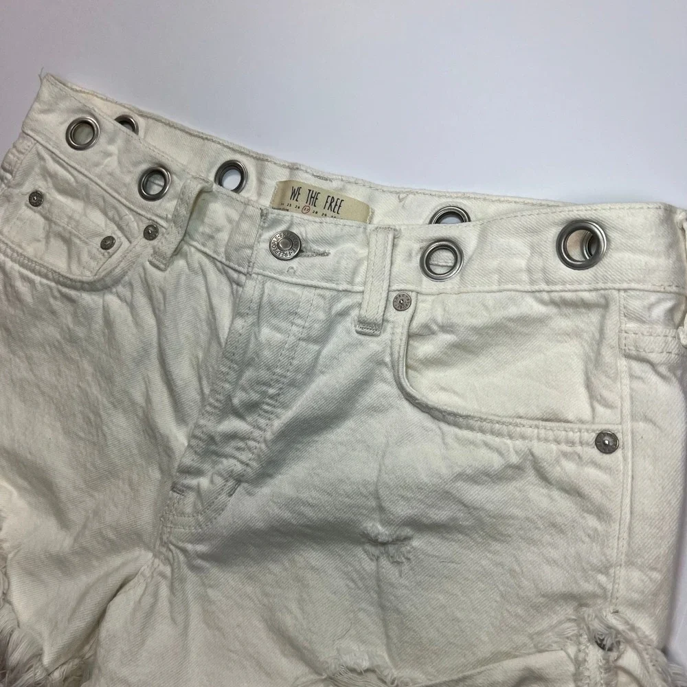 We The Free Denim Shorts Womens 27 Off-White Distressed Grommet Cutoff Boho Edgy